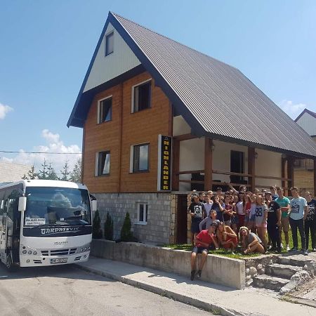 Hostel Highlander 자블야크 외부 사진